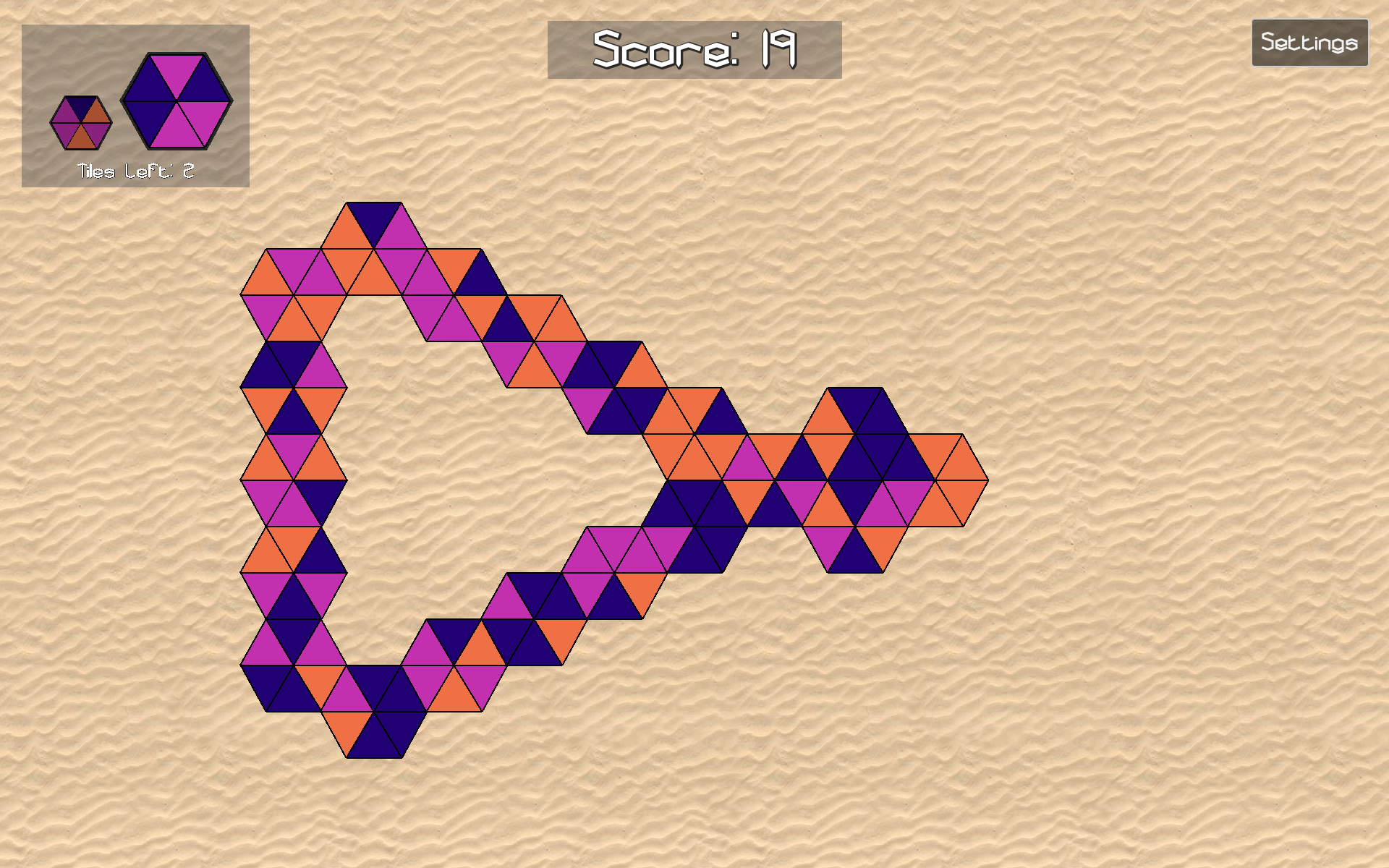 Screenshot of HexaTile: Color Match Puzzle